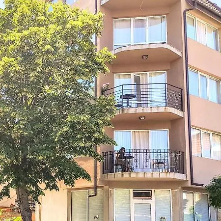 кейт Konukevi *